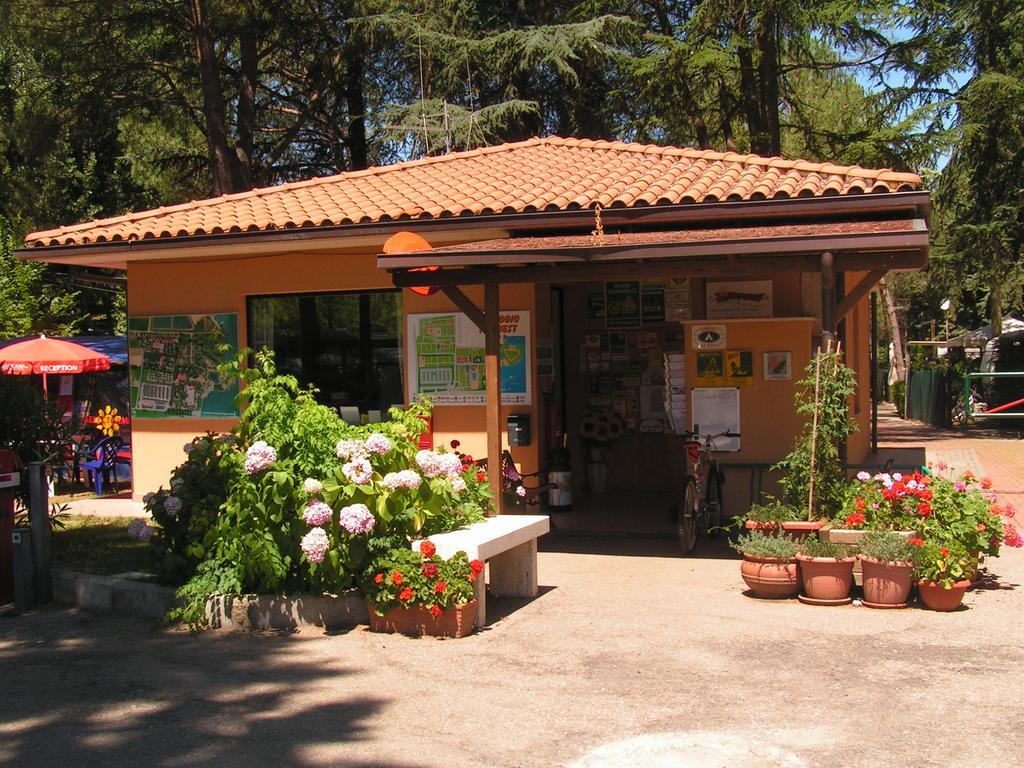 Camping Villaggio Italgest SantʼArcangelo Exterior foto