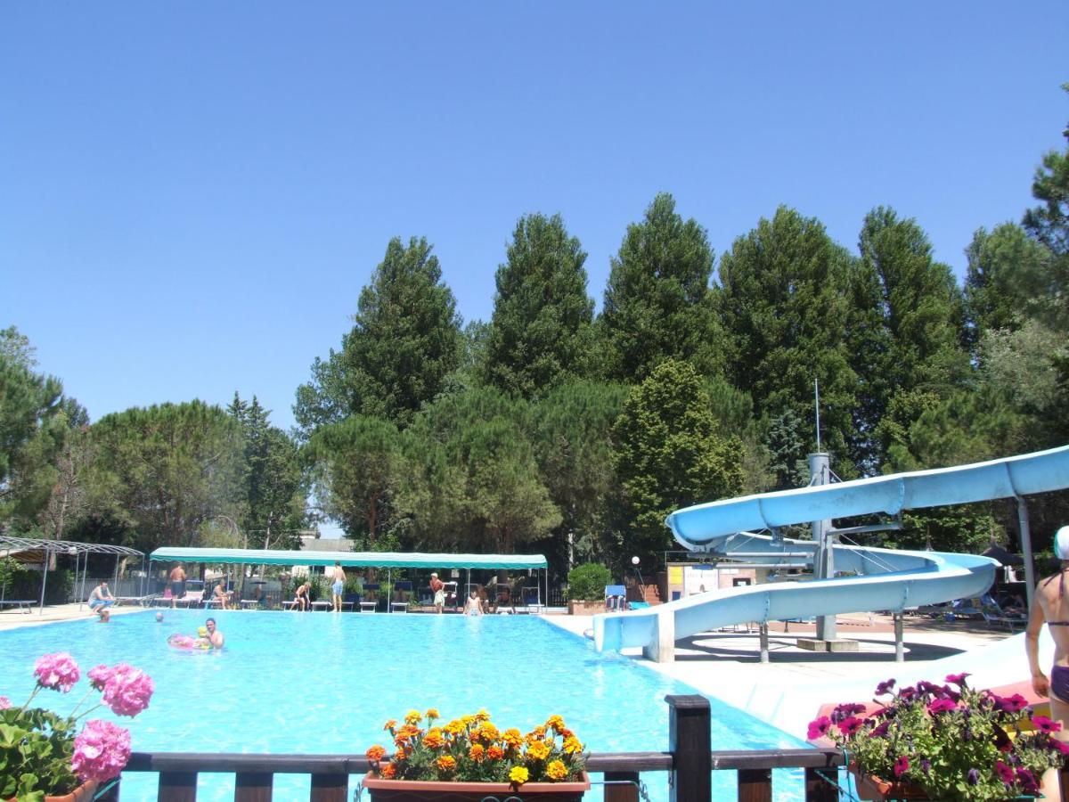 Camping Villaggio Italgest SantʼArcangelo Exterior foto